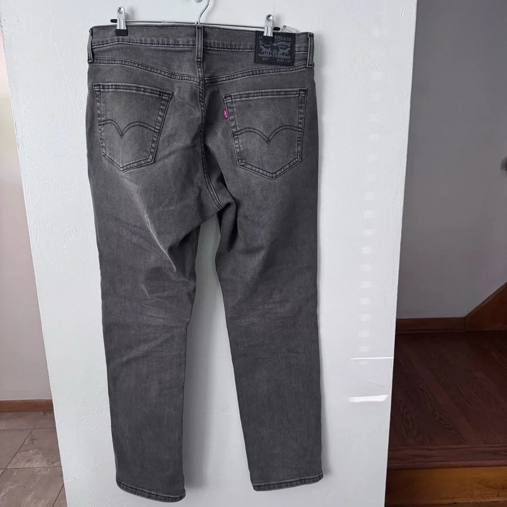Levi’s 541 gray skinny jeans Size 34x32